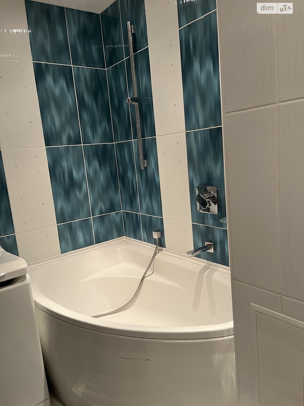 Продажа трехкомнатной квартиры в Кривом Роге, на мкр. Солнечный, район Саксаганский фото 1