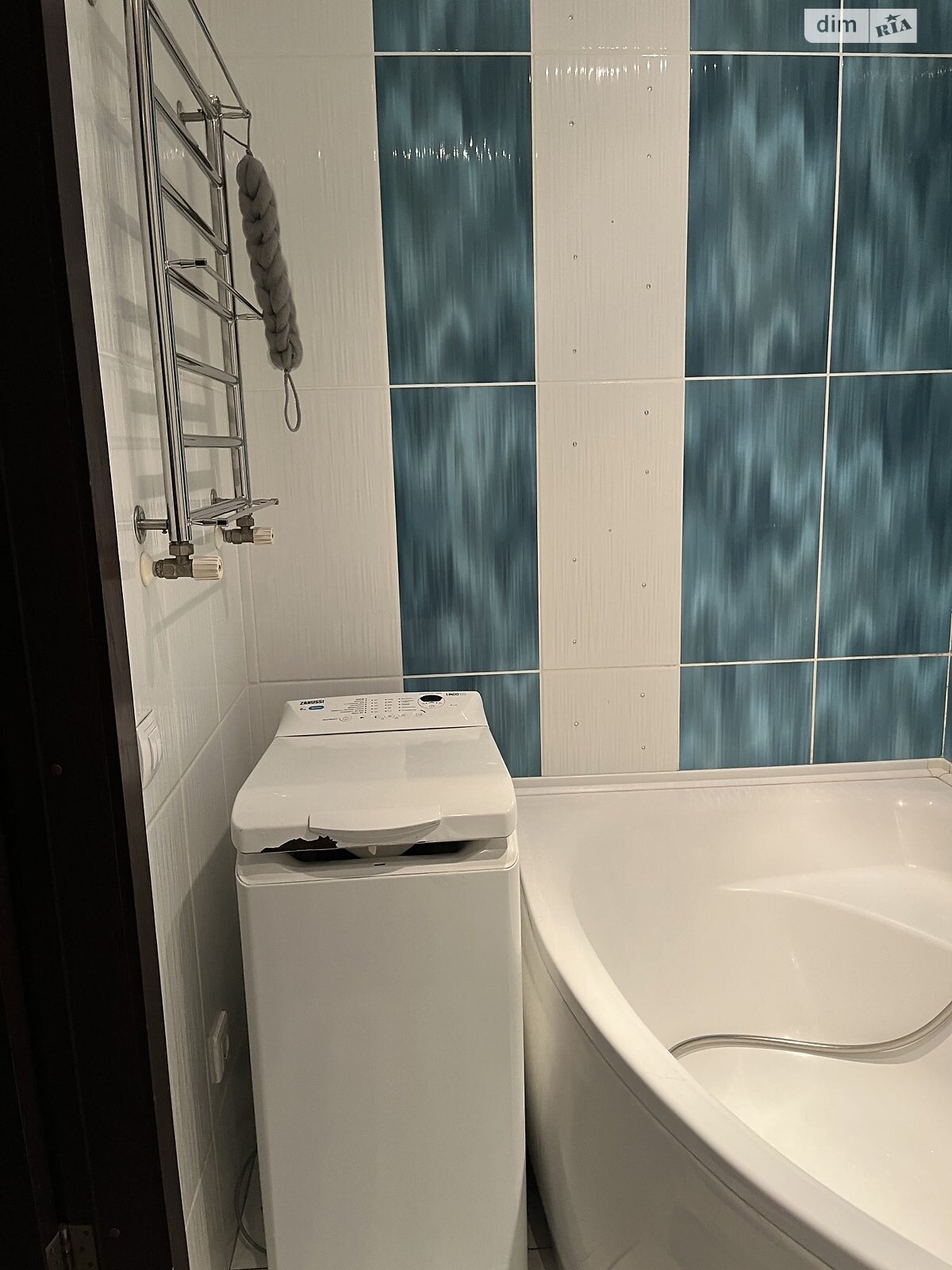 Продажа трехкомнатной квартиры в Кривом Роге, на мкр. Солнечный, район Саксаганский фото 1