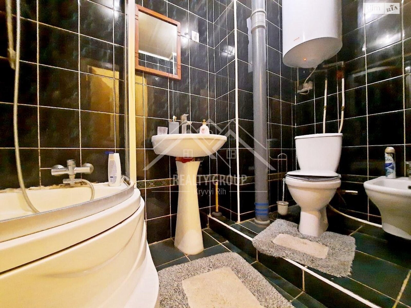 Продаж трикімнатної квартири в Кривому Розі, на мкр. Сонячний 31, район Саксаганський фото 1