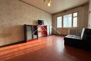 Продажа однокомнатной квартиры в Кривом Роге, на мкр. Солнечный 35, район Саксаганский фото 2