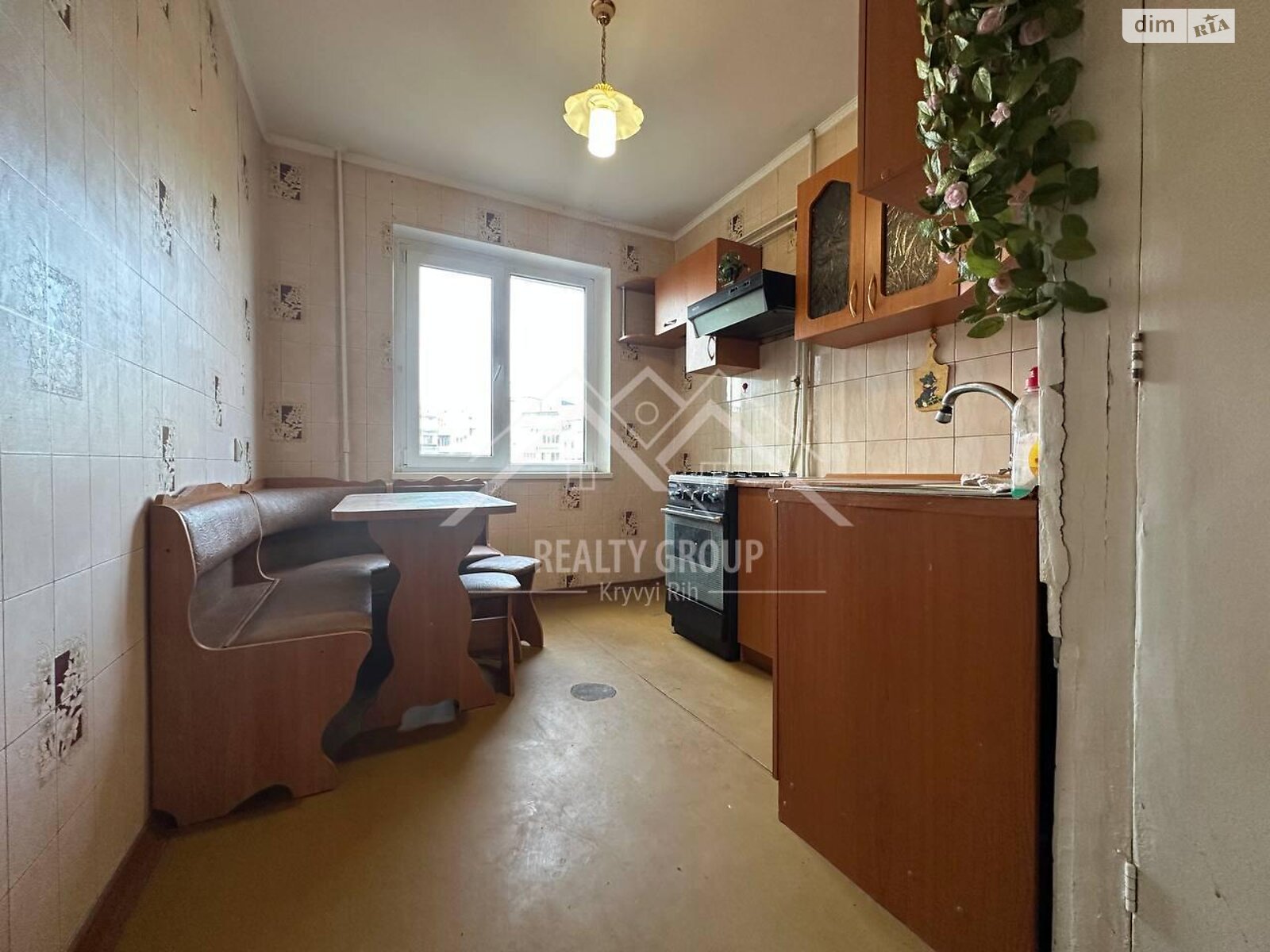 Продажа трехкомнатной квартиры в Кривом Роге, на мкр. Солнечный 28, кв. 64, район Саксаганский фото 1 Продажа трехкомнатной квартиры в Кривом Роге, на мкр. Солнечный 28, кв. 64, район Саксаганский фото 1