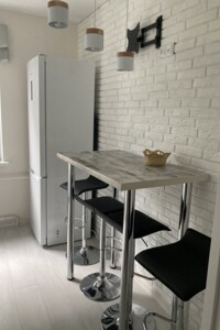 Продаж трикімнатної квартири в Кривому Розі, на вул. Спаська, район Саксаганський фото 2