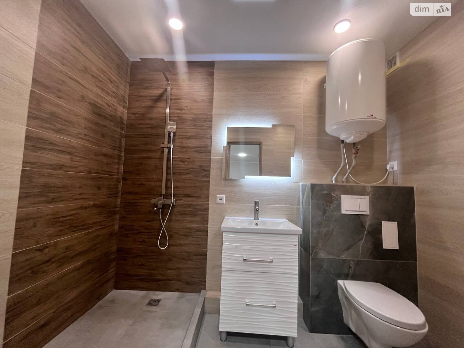 Продажа однокомнатной квартиры в Кривом Роге, на ул. Спасская 19, район Саксаганский фото 1