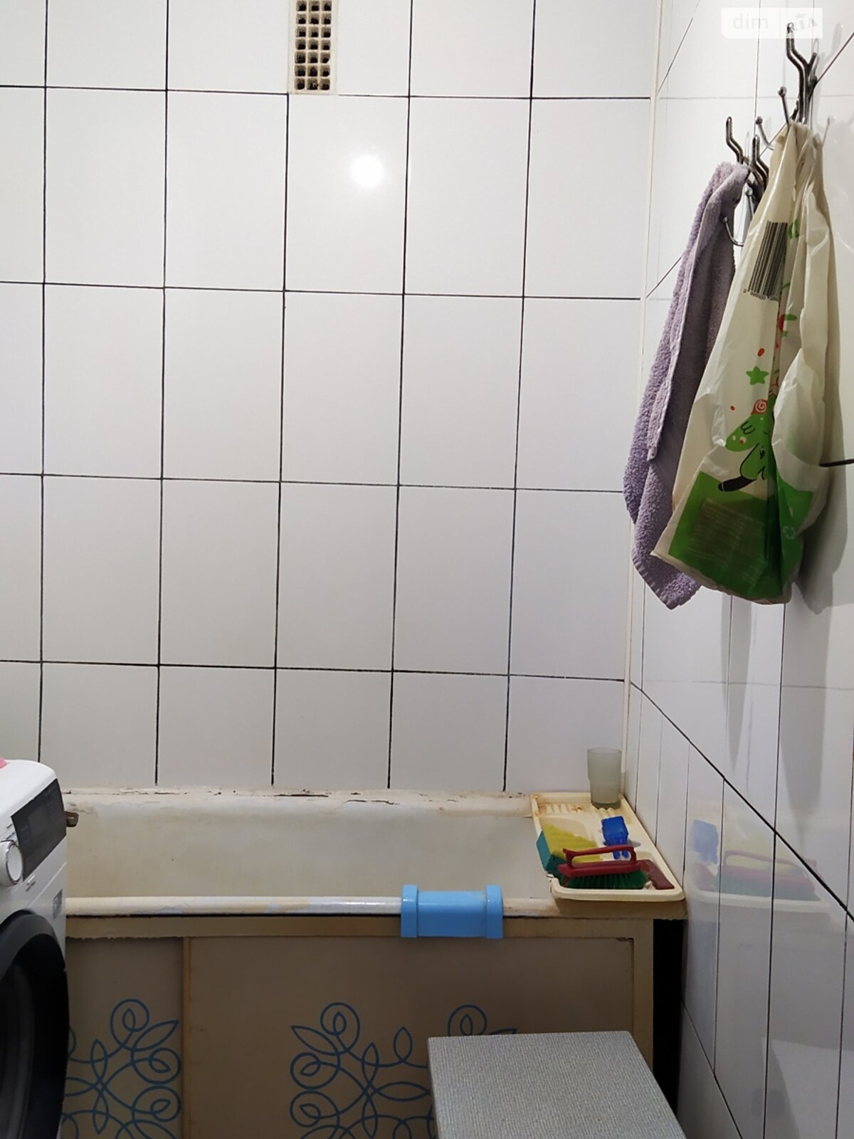 Продаж трикімнатної квартири в Кривому Розі, на вул. Тесленка 19, район Саксаганський фото 1 Продаж трикімнатної квартири в Кривому Розі, на вул. Тесленка 19, район Саксаганський фото 1