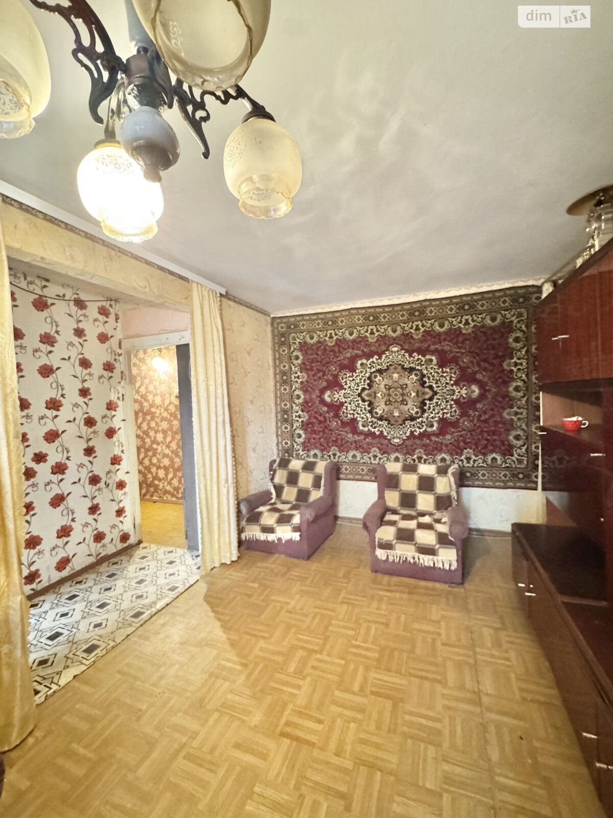 Продаж трикімнатної квартири в Кривому Розі, на вул. Тесленка, район Саксаганський фото 1 Продаж трикімнатної квартири в Кривому Розі, на вул. Тесленка, район Саксаганський фото 1