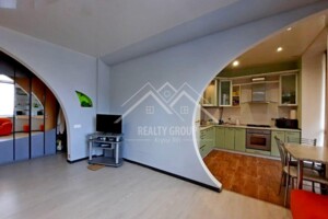 Продаж двокімнатної квартири в Кривому Розі, на просп. Університетський 17, район Саксаганський фото 2