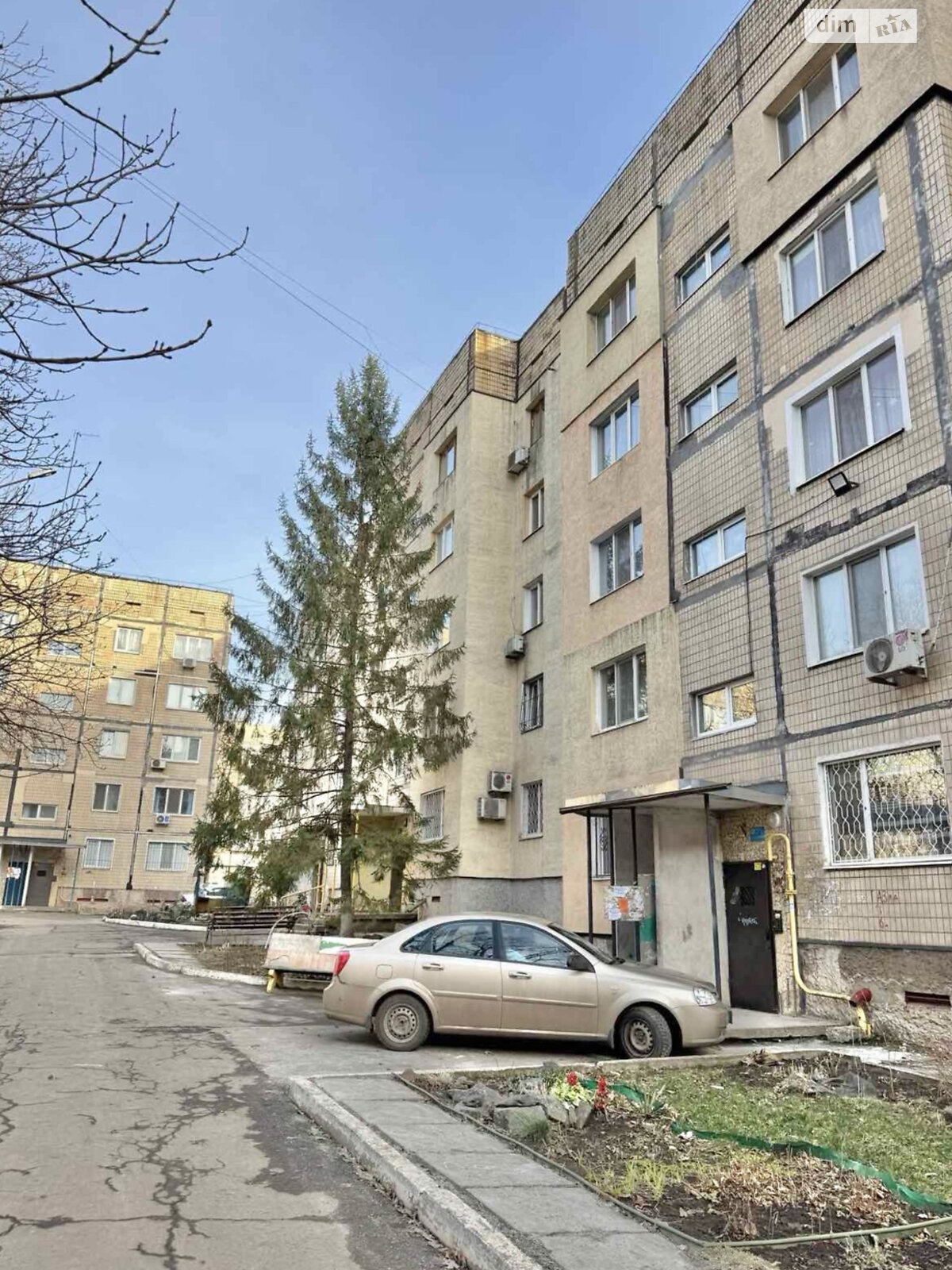 Продаж двокімнатної квартири в Кривому Розі, на вул. Олексія Різниченка, район Саксаганський фото 1 Продаж двокімнатної квартири в Кривому Розі, на вул. Олексія Різниченка, район Саксаганський фото 1
