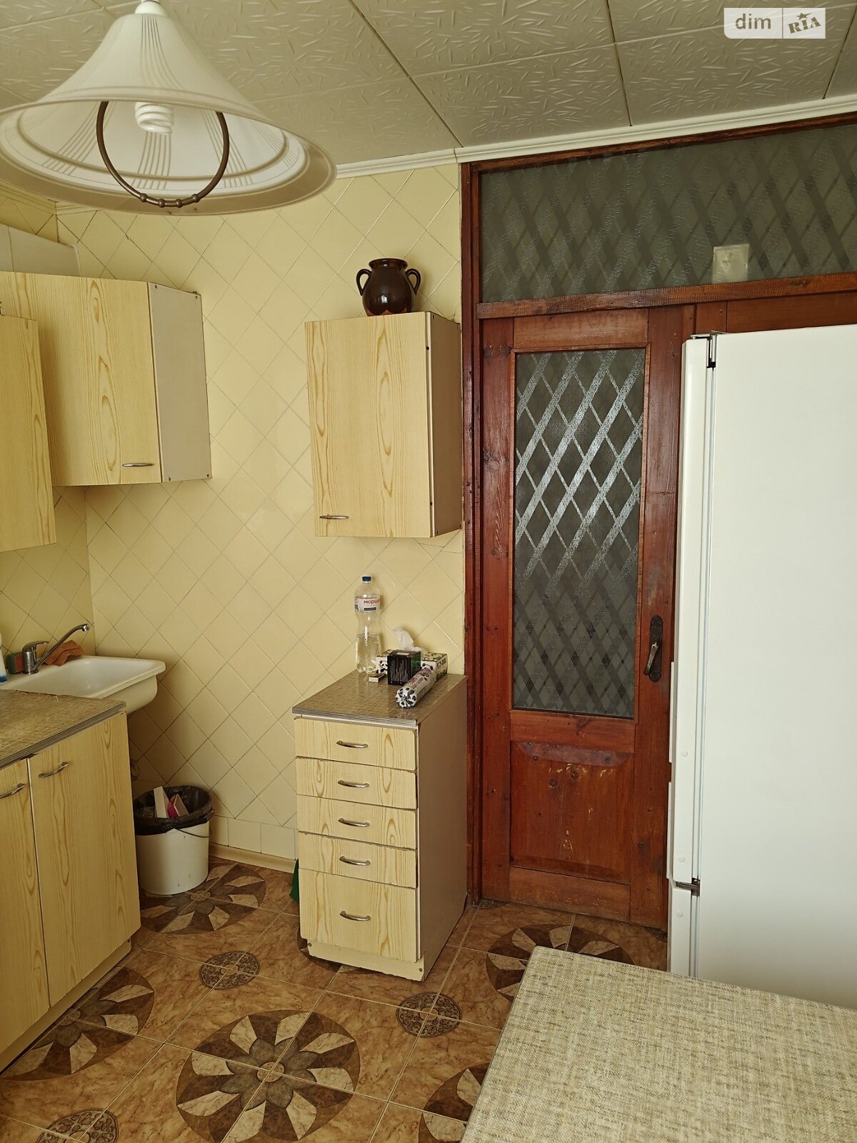 Продажа трехкомнатной квартиры в Кривом Роге, на мкр. Юбилейный, район Саксаганский фото 1 Продажа трехкомнатной квартиры в Кривом Роге, на мкр. Юбилейный, район Саксаганский фото 1
