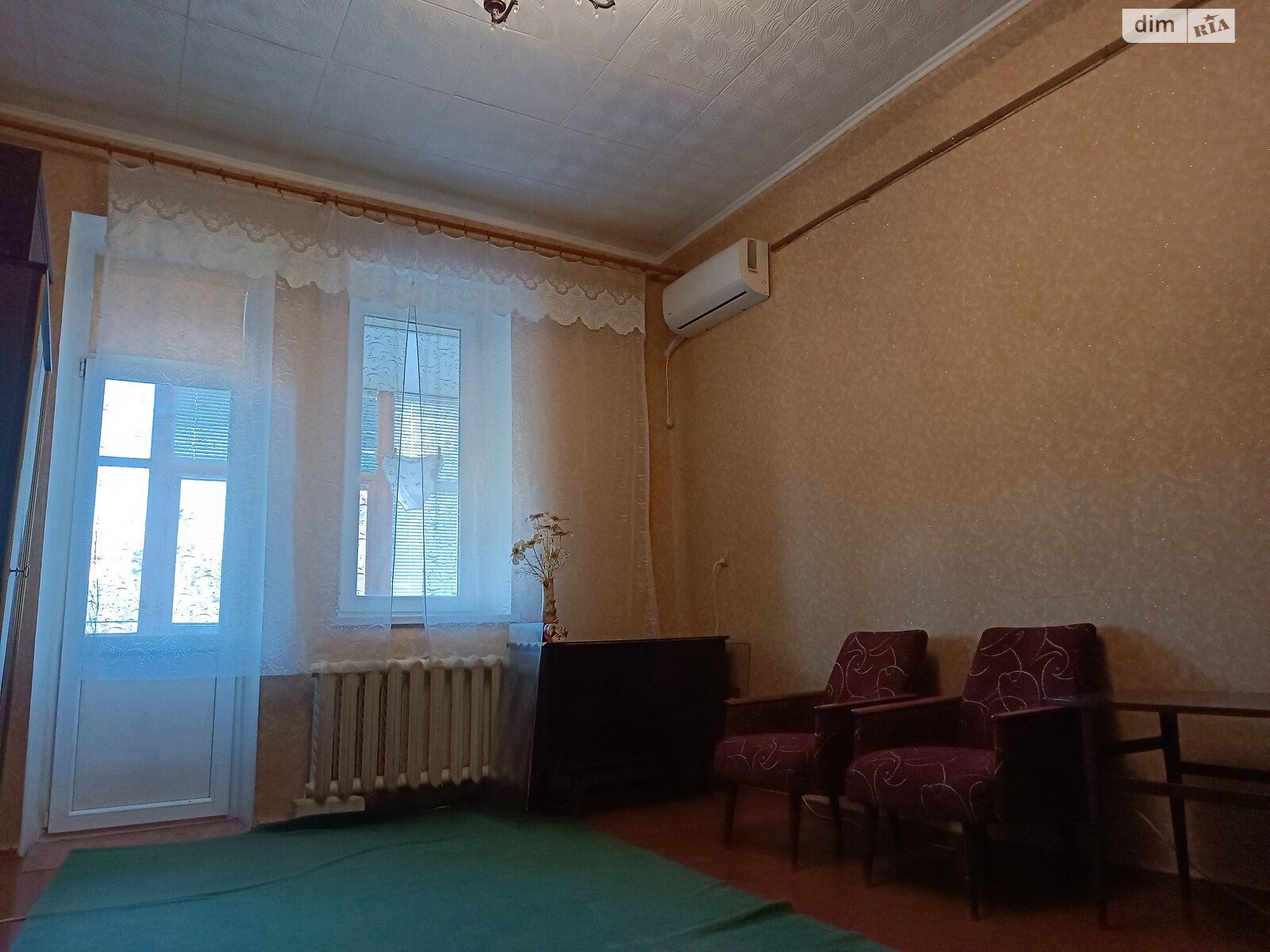 Продажа двухкомнатной квартиры в Кривом Роге, на ул. Кузнецова 12, район Саксаганский фото 1
