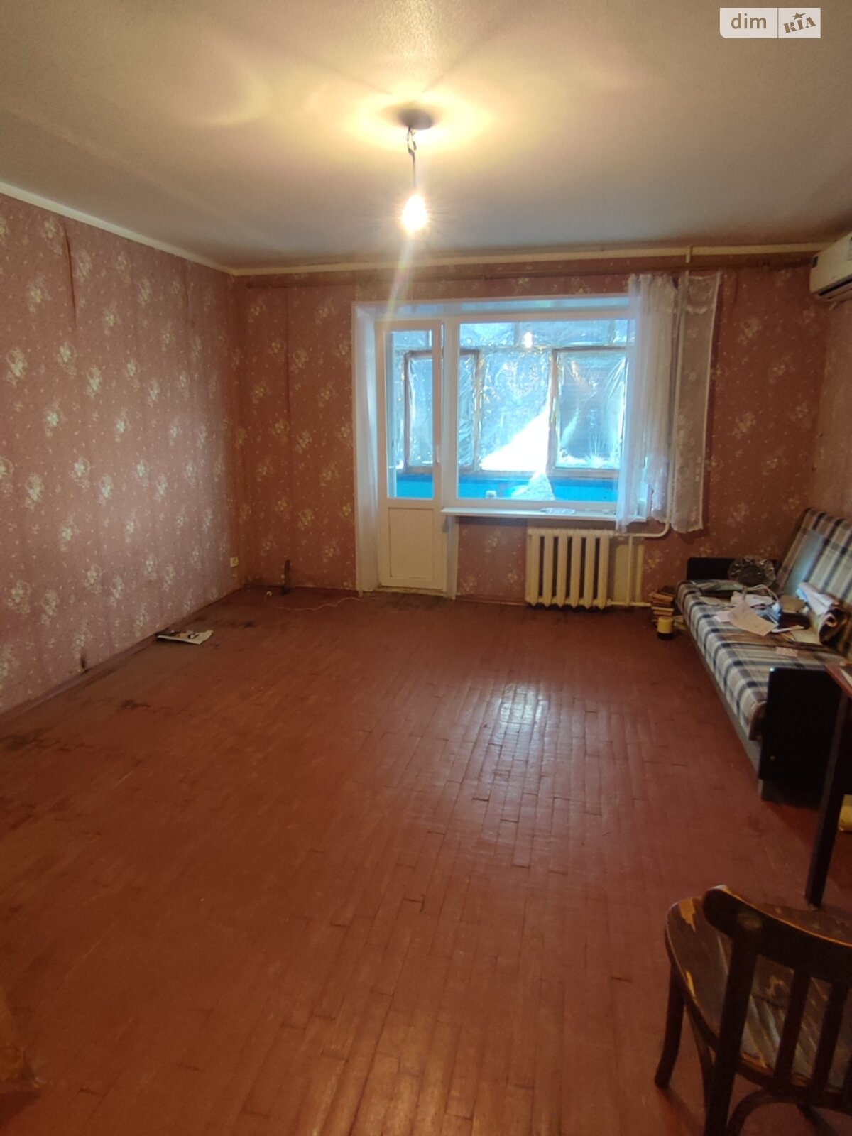 Продажа трехкомнатной квартиры в Кривом Роге, на ул. Андрея Божко, район Терновской фото 1 Продажа трехкомнатной квартиры в Кривом Роге, на ул. Андрея Божко, район Терновской фото 1