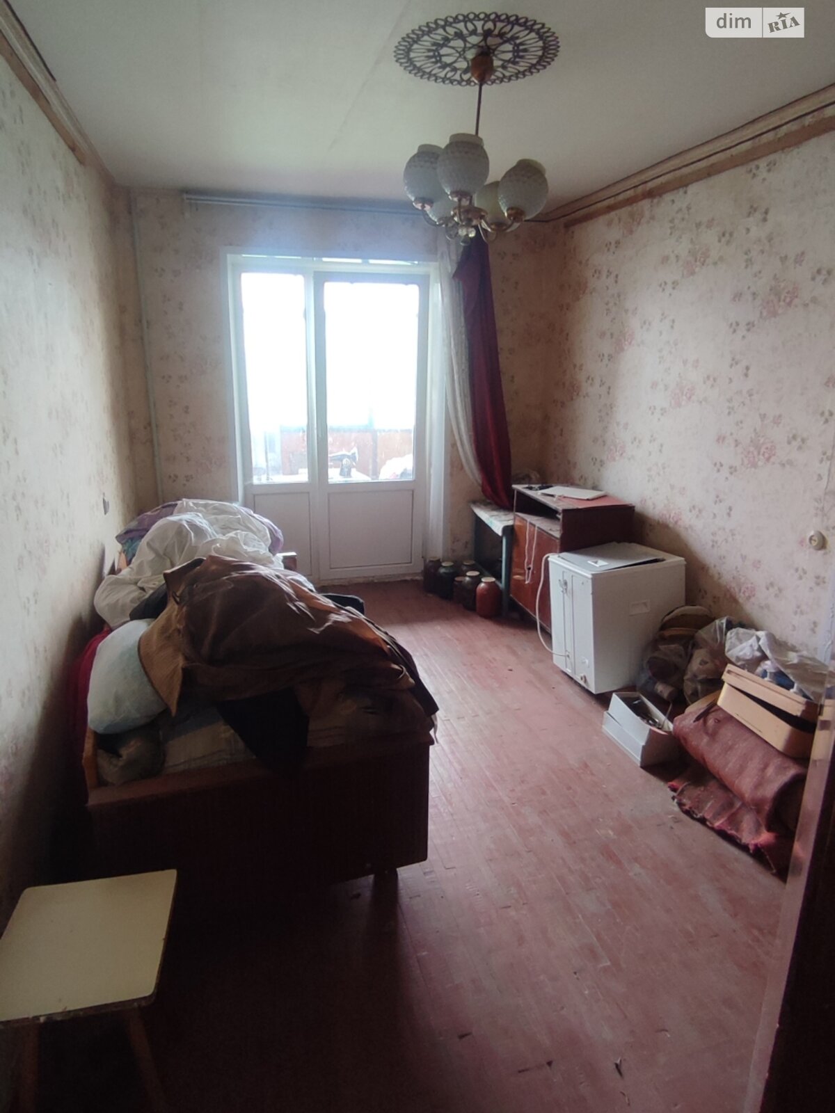 Продажа трехкомнатной квартиры в Кривом Роге, на ул. Андрея Божко, район Терновской фото 1 Продажа трехкомнатной квартиры в Кривом Роге, на ул. Андрея Божко, район Терновской фото 1