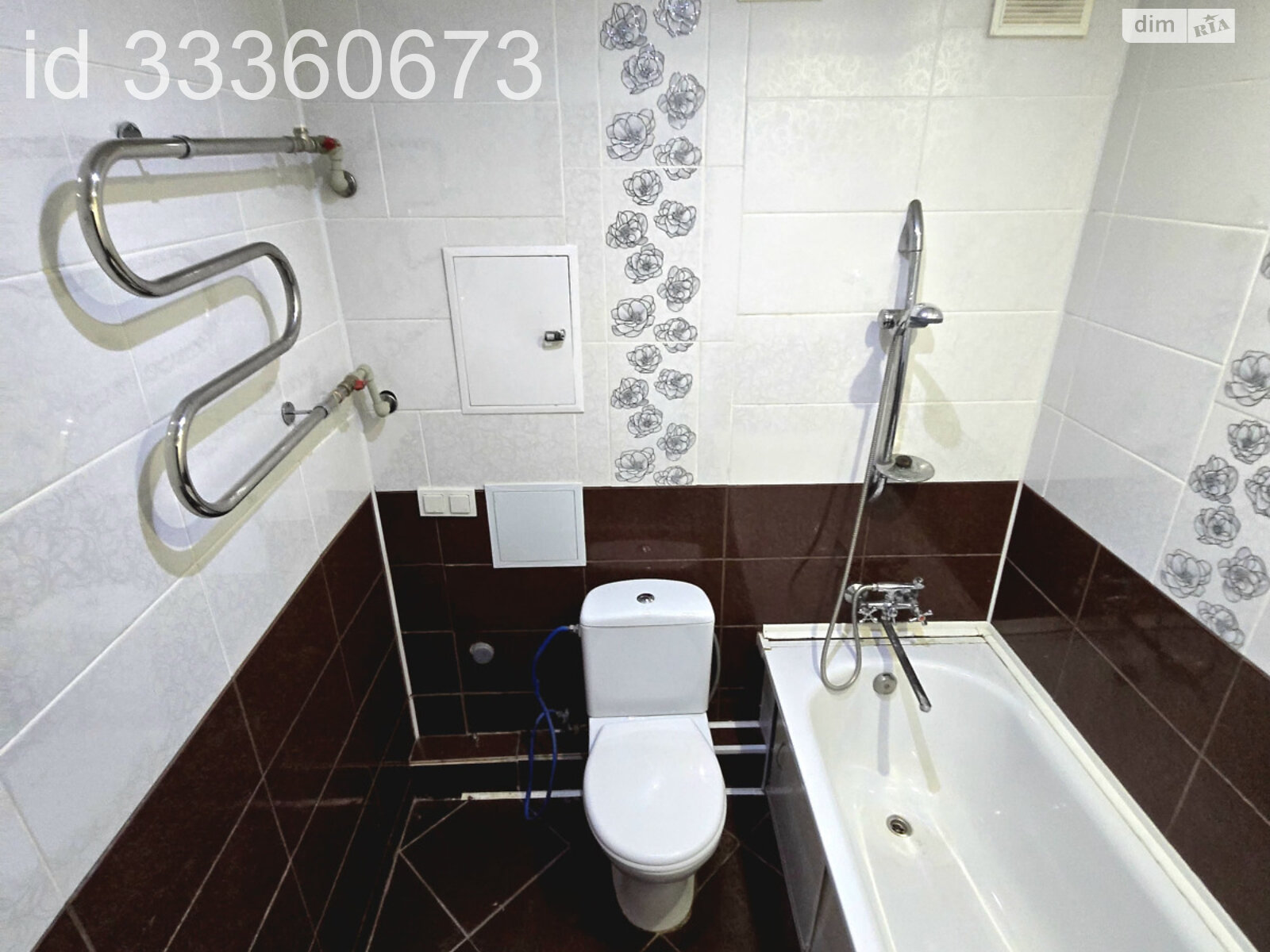 Продажа трехкомнатной квартиры в Кривом Роге, на ул. Дмитрия Войчишена 12, кв. 45, район Терновской фото 1