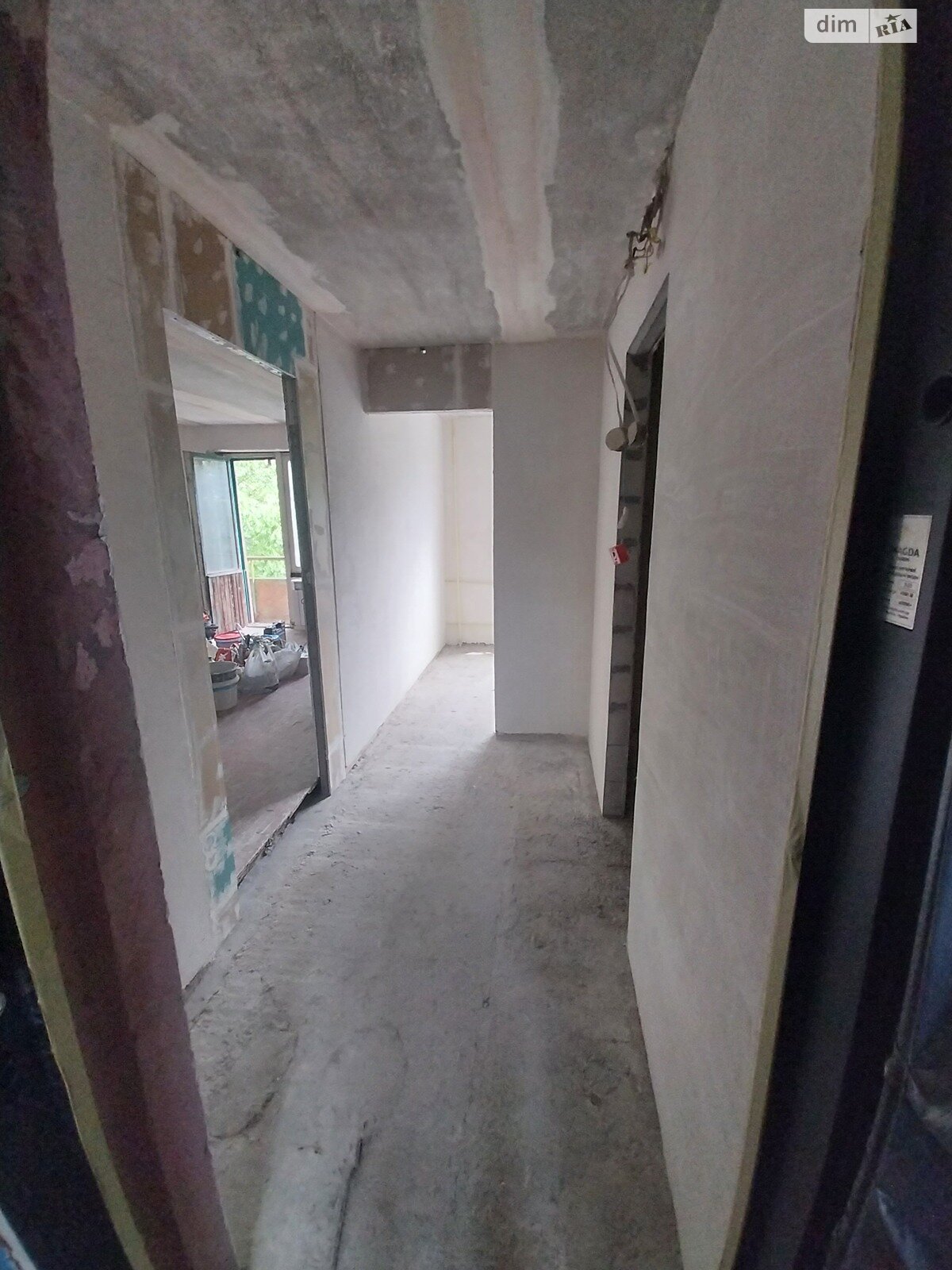 Продажа однокомнатной квартиры в Кривом Роге, на ул. Гастелло 65, район Терновской фото 1 Продажа однокомнатной квартиры в Кривом Роге, на ул. Гастелло 65, район Терновской фото 1