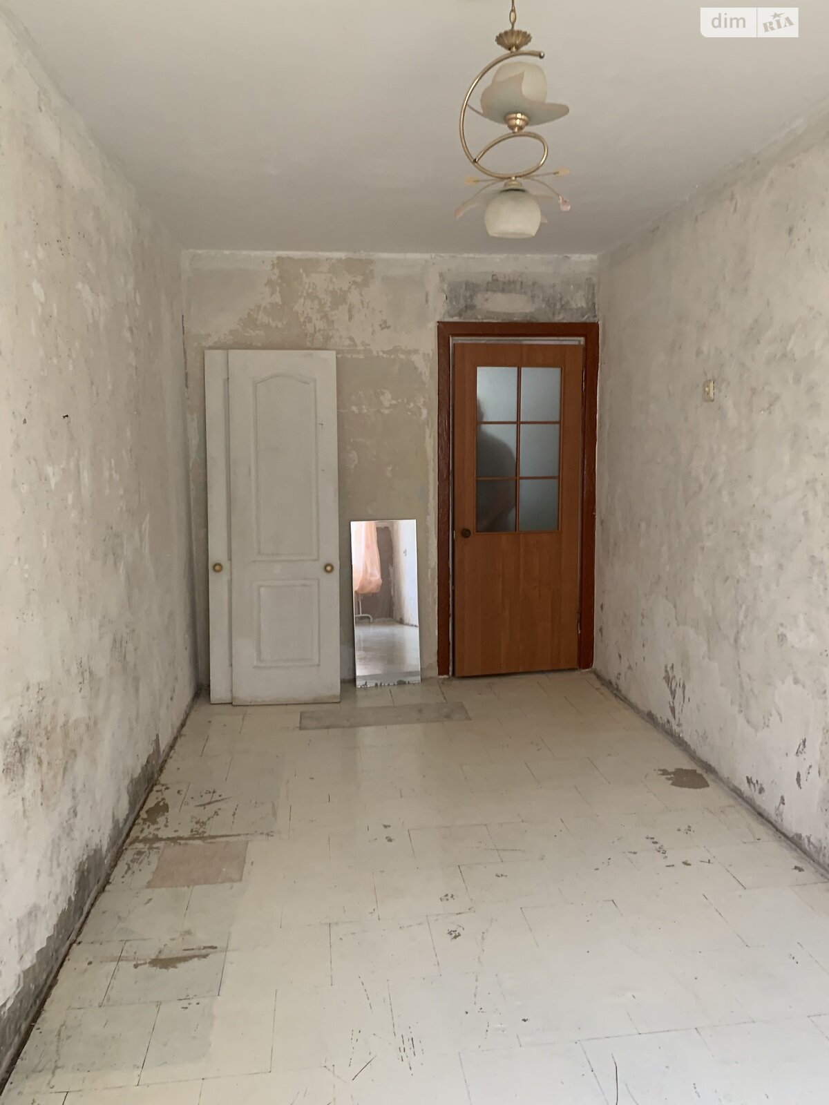 Продажа двухкомнатной квартиры в Кривом Роге, на ул. Карбышева 4, район Терновской фото 1 Продажа двухкомнатной квартиры в Кривом Роге, на ул. Карбышева 4, район Терновской фото 1
