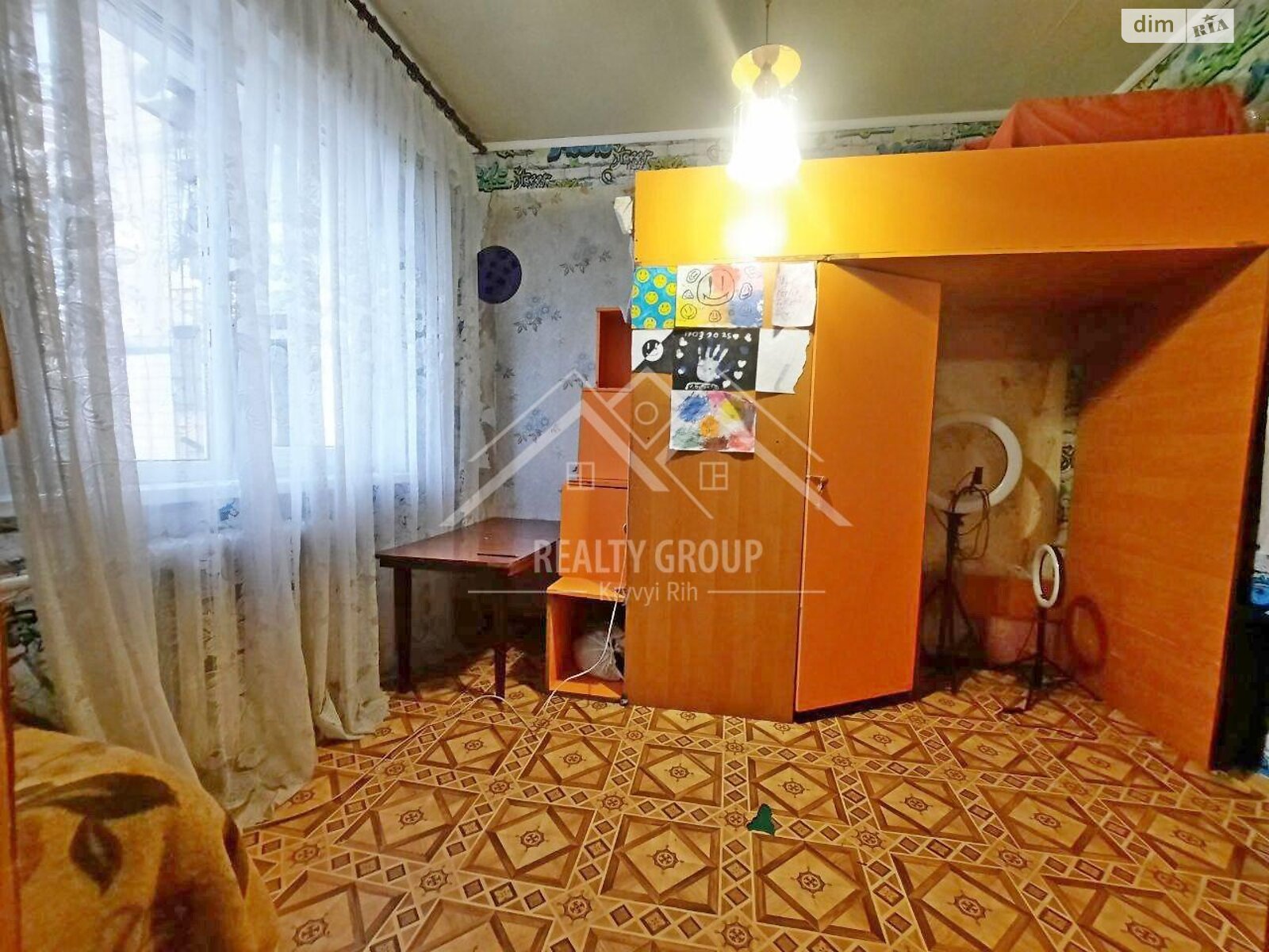 Продажа трехкомнатной квартиры в Кривом Роге, на ул. Косыгина 15, район Терновской фото 1 Продажа трехкомнатной квартиры в Кривом Роге, на ул. Косыгина 15, район Терновской фото 1