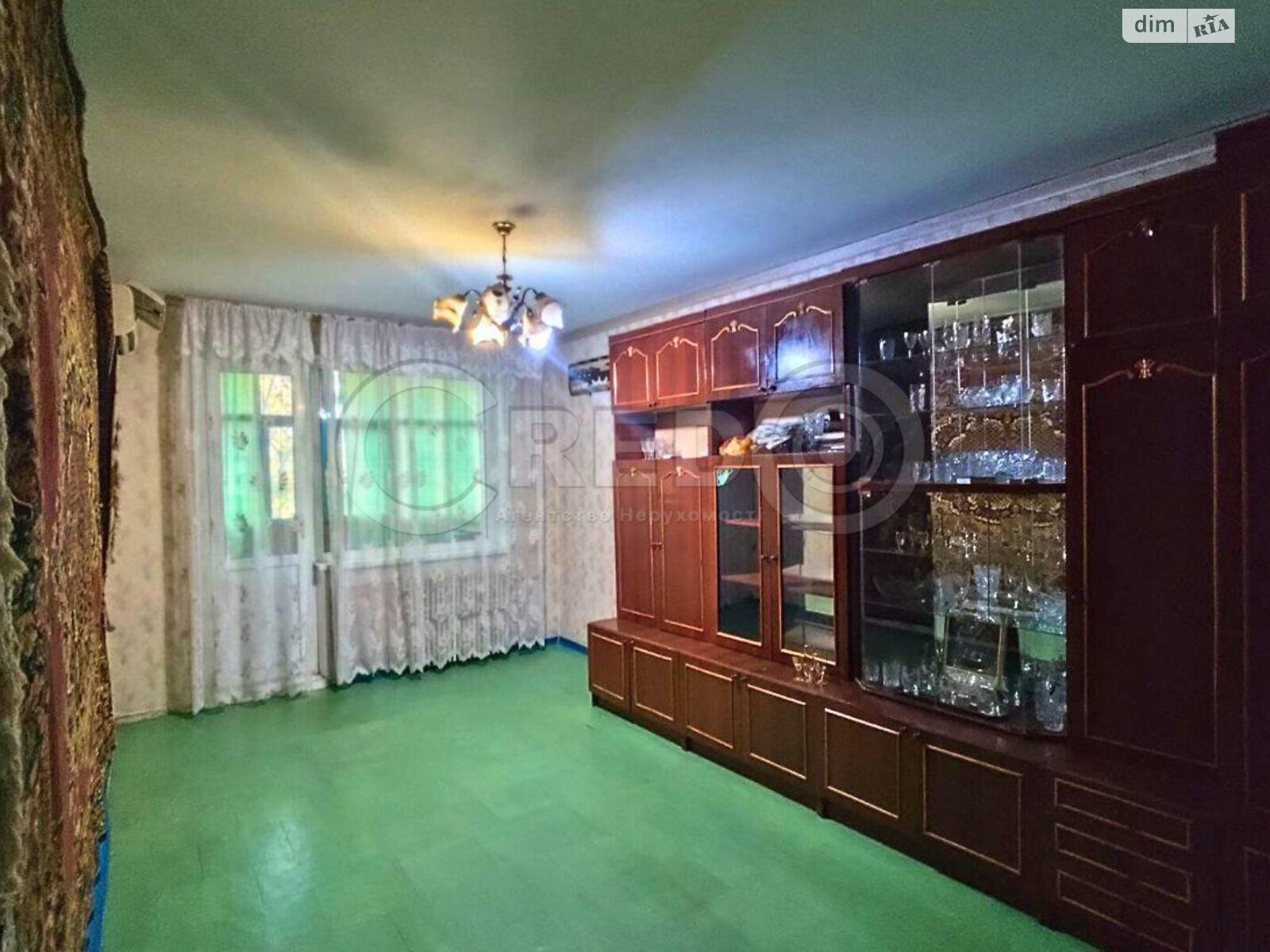 Продажа трехкомнатной квартиры в Кривом Роге, на ул. Маршака 6, район Терновской фото 1