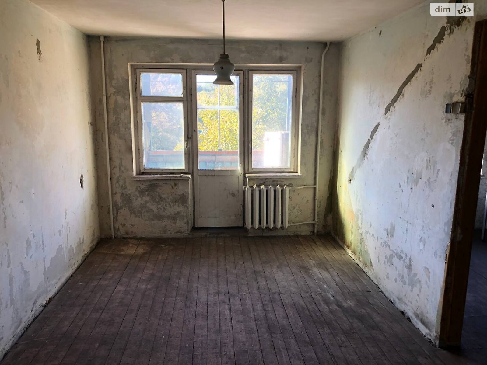Продажа трехкомнатной квартиры в Кривом Роге, на ул. Владимира Терещенко, район Терновской фото 1 Продажа трехкомнатной квартиры в Кривом Роге, на ул. Владимира Терещенко, район Терновской фото 1