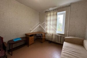 Продажа двухкомнатной квартиры в Кривом Роге, на ул. Горького, район Центрально-Городской фото 2 Продажа двухкомнатной квартиры в Кривом Роге, на ул. Горького, район Центрально-Городской фото 2