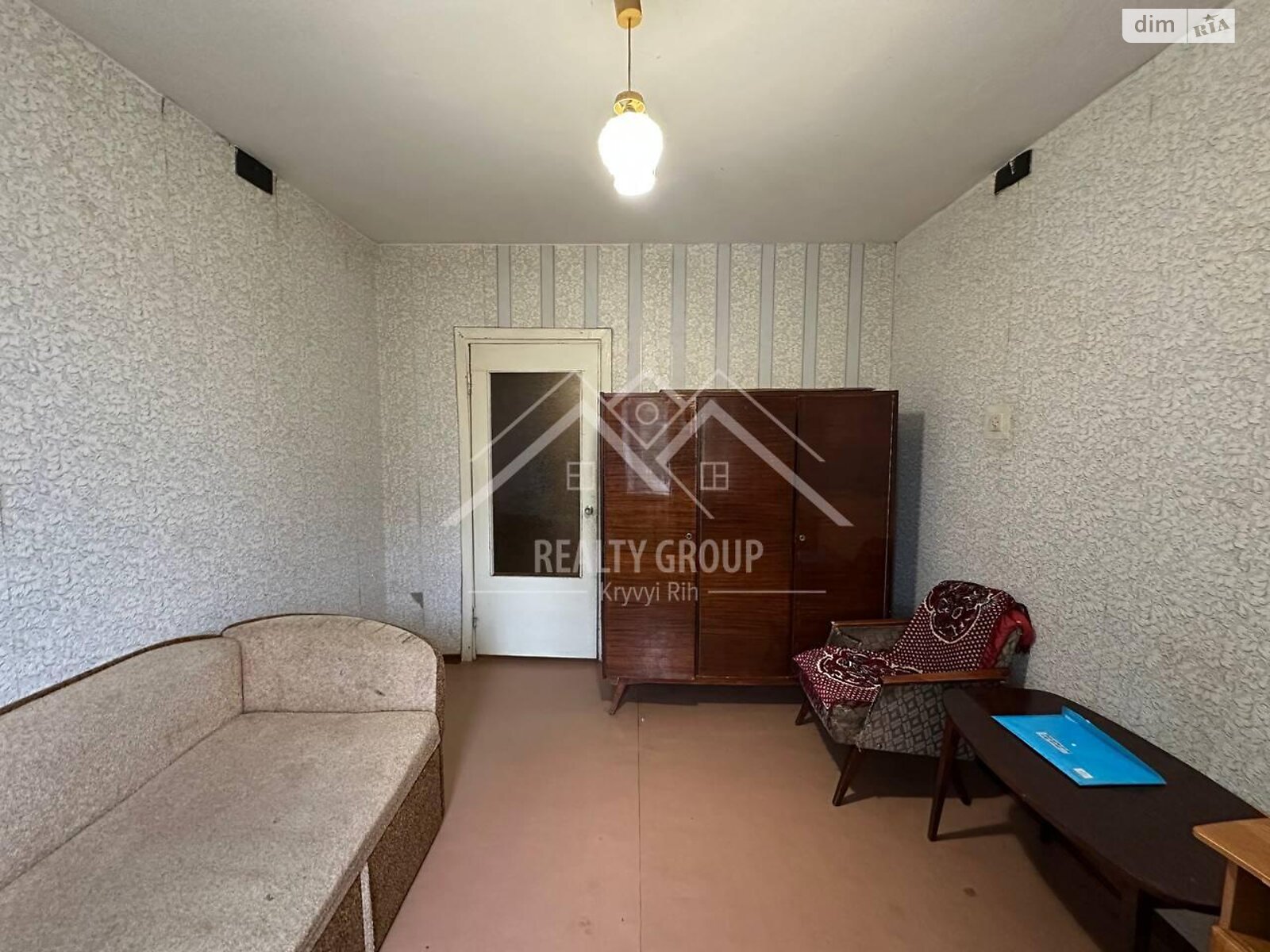 Продажа двухкомнатной квартиры в Кривом Роге, на ул. Горького, район Центрально-Городской фото 1 Продажа двухкомнатной квартиры в Кривом Роге, на ул. Горького, район Центрально-Городской фото 1