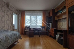 Продажа двухкомнатной квартиры в Кривом Роге, на ул. Горных инженеров, район Центрально-Городской фото 2