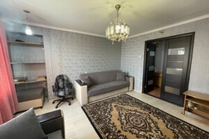 Продаж двокімнатної квартири в Кривому Розі, на вул. Гірничих інженерів, район Центрально-Міський фото 2