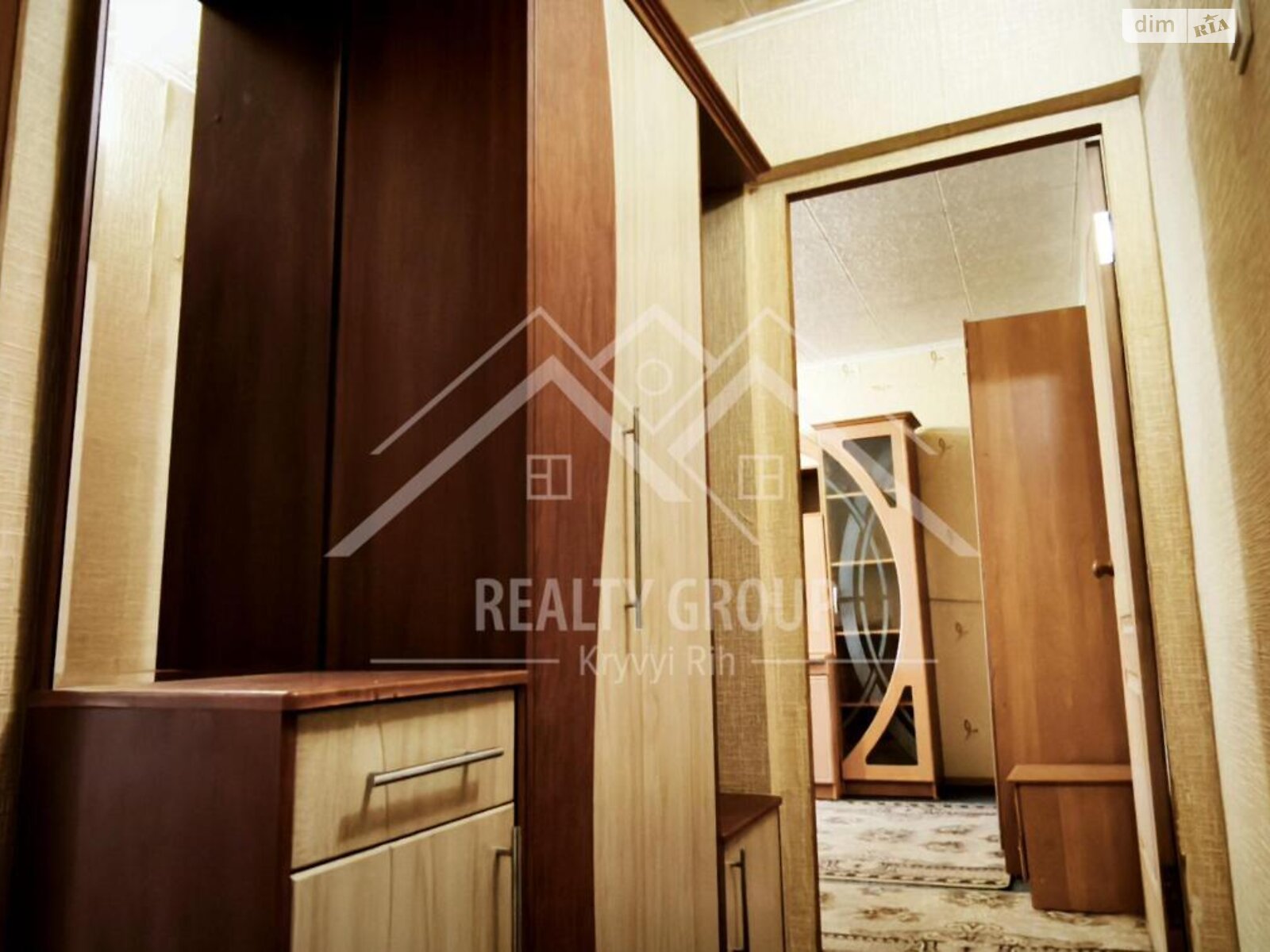 Продажа однокомнатной квартиры в Кривом Роге, на ул. Горных инженеров 14, район Центрально-Городской фото 1 Продажа однокомнатной квартиры в Кривом Роге, на ул. Горных инженеров 14, район Центрально-Городской фото 1