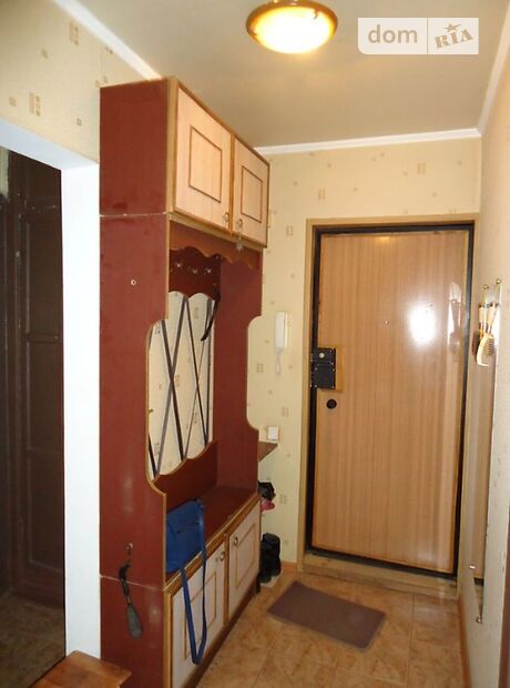 Продажа двухкомнатной квартиры в Кривом Роге, на ул. Кобылянского, кв. 29, район Центрально-Городской фото 1 Продажа двухкомнатной квартиры в Кривом Роге, на ул. Кобылянского, кв. 29, район Центрально-Городской фото 1