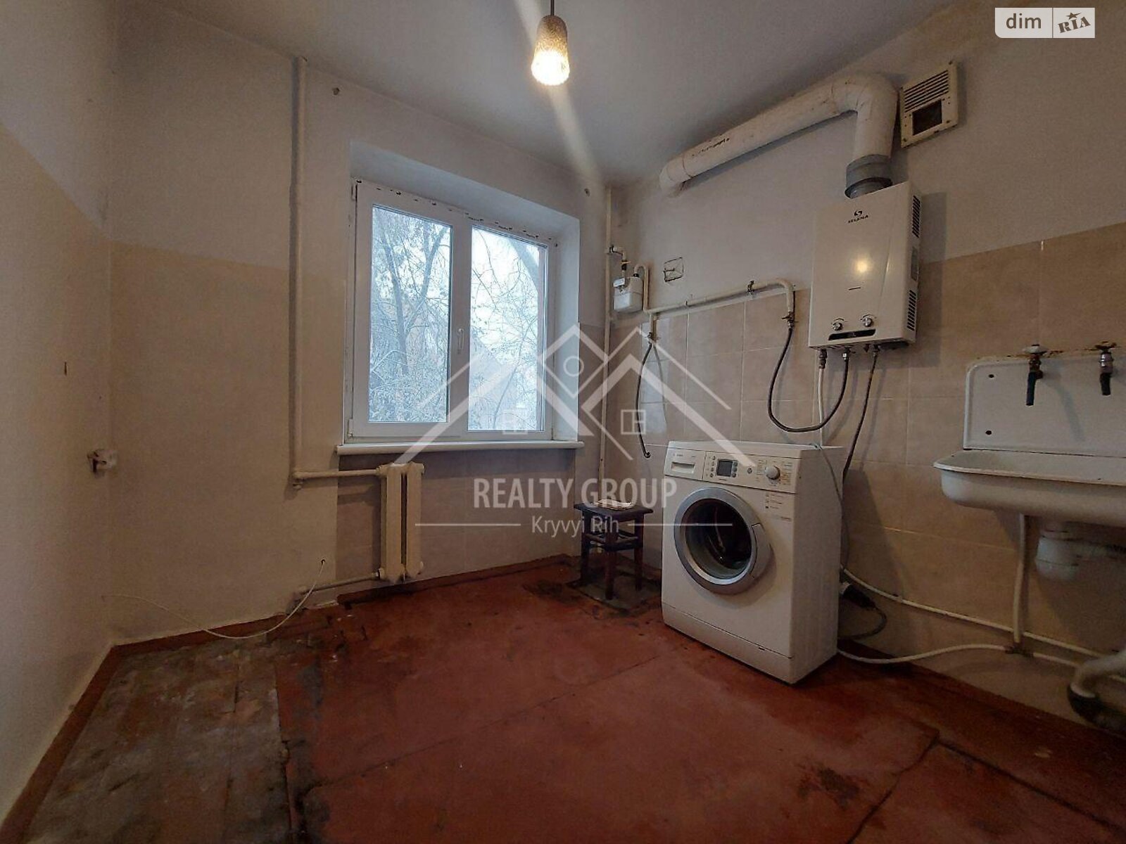 Продажа двухкомнатной квартиры в Кривом Роге, на ул. Кобылянского, район Центрально-Городской фото 1 Продажа двухкомнатной квартиры в Кривом Роге, на ул. Кобылянского, район Центрально-Городской фото 1