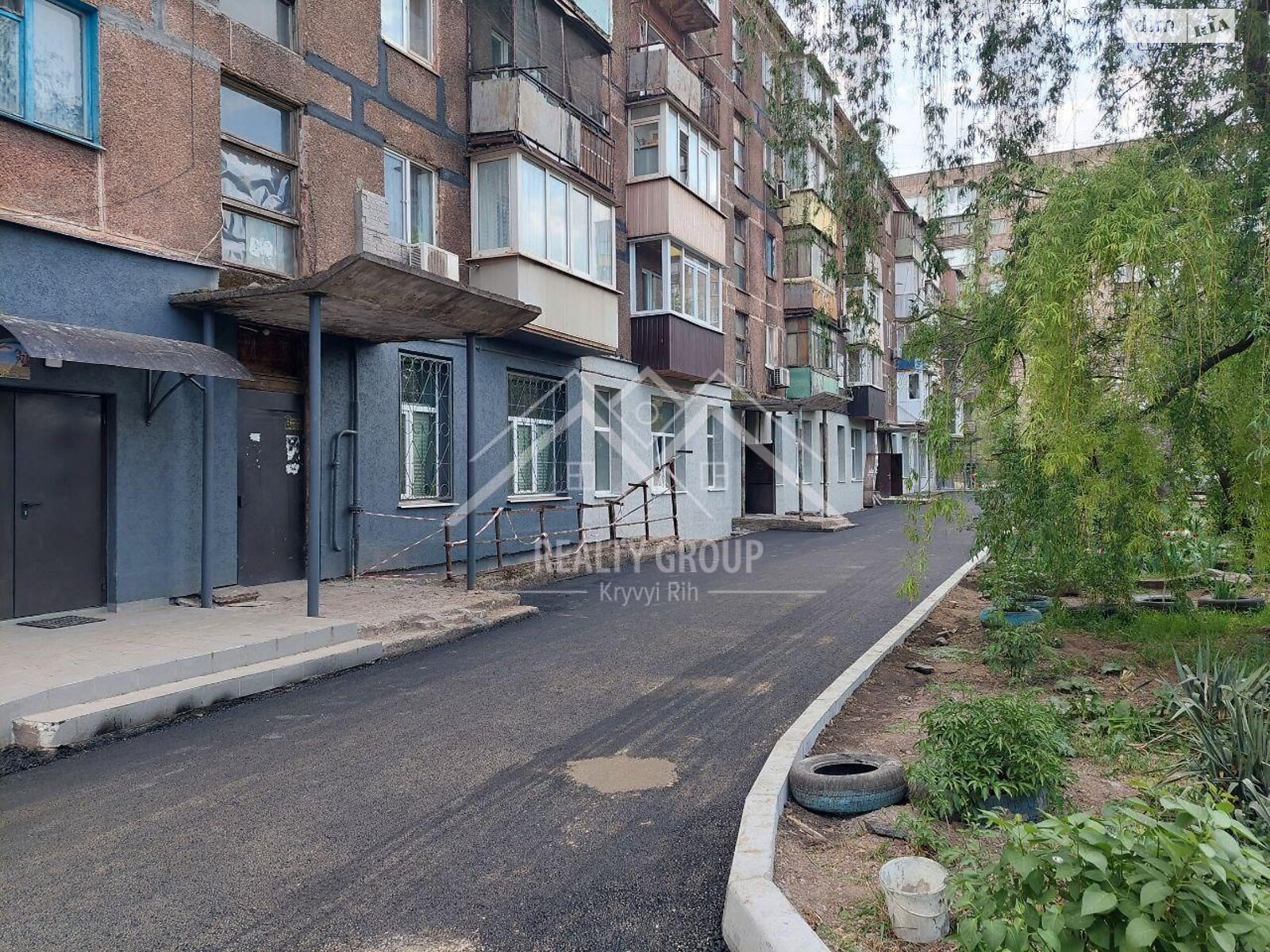 Продажа двухкомнатной квартиры в Кривом Роге, на ул. Кобылянского, район Центрально-Городской фото 1 Продажа двухкомнатной квартиры в Кривом Роге, на ул. Кобылянского, район Центрально-Городской фото 1