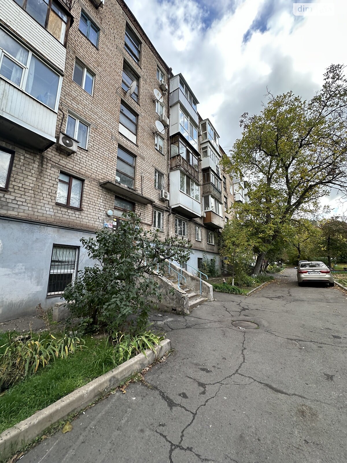 Продажа однокомнатной квартиры в Кривом Роге, на ул. Лермонтова 4, район Центрально-Городской фото 1 Продажа однокомнатной квартиры в Кривом Роге, на ул. Лермонтова 4, район Центрально-Городской фото 1