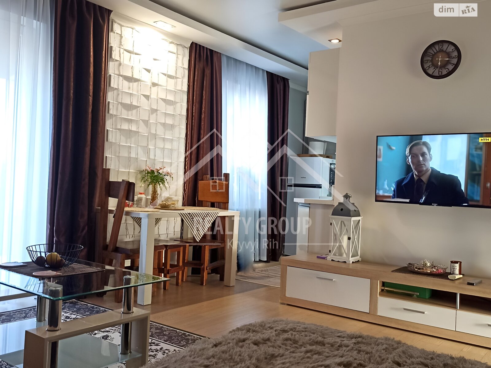 Продажа двухкомнатной квартиры в Кривом Роге, на ул. Мартина Шимановского 3, район Центрально-Городской фото 1 Продажа двухкомнатной квартиры в Кривом Роге, на ул. Мартина Шимановского 3, район Центрально-Городской фото 1