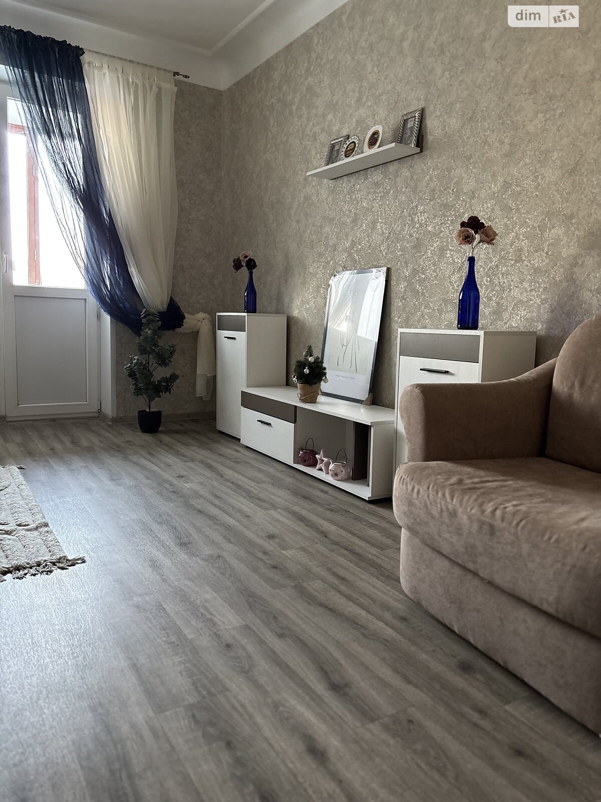 Продажа двухкомнатной квартиры в Кривом Роге, на ул. Мартина Шимановского 9, район Центрально-Городской фото 1 Продажа двухкомнатной квартиры в Кривом Роге, на ул. Мартина Шимановского 9, район Центрально-Городской фото 1