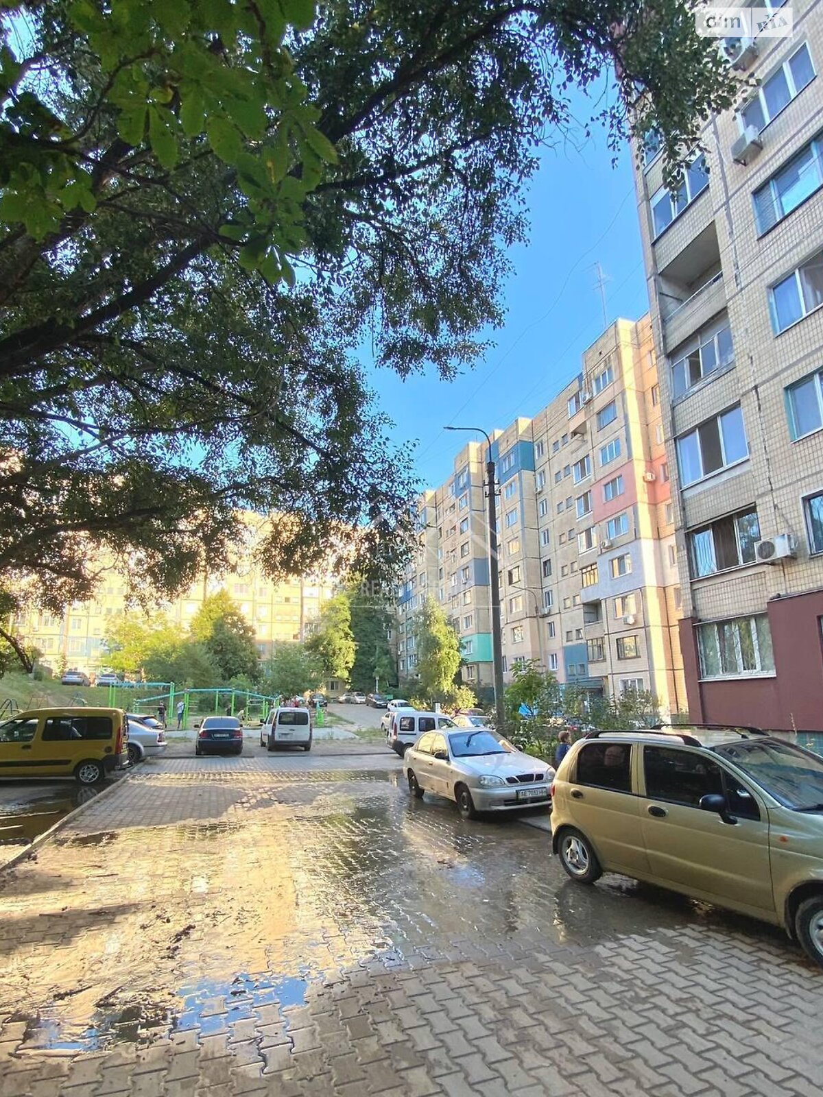 Продажа трехкомнатной квартиры в Кривом Роге, на шоссе Николаевское 11, район Центрально-Городской фото 1