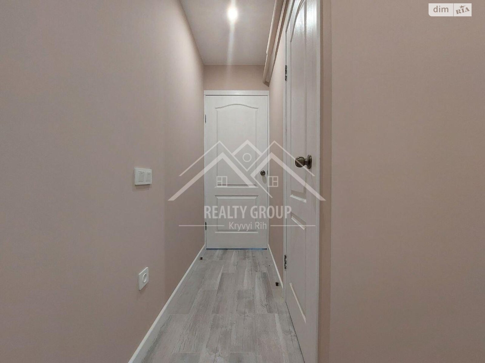 Продажа однокомнатной квартиры в Кривом Роге, на ул. Петра Калнышевского, район Центрально-Городской фото 1 Продажа однокомнатной квартиры в Кривом Роге, на ул. Петра Калнышевского, район Центрально-Городской фото 1