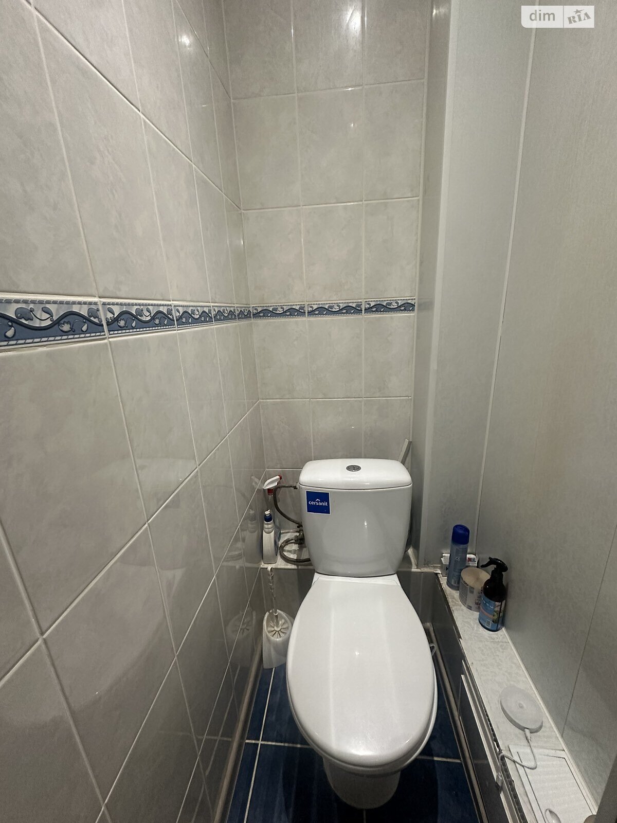 Продажа трехкомнатной квартиры в Кривом Роге, на ул. Погребняка 39, район Центрально-Городской фото 1