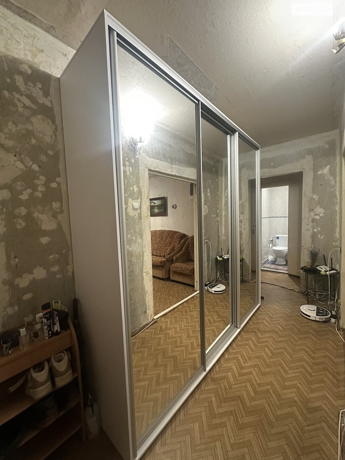 Продажа трехкомнатной квартиры в Кривом Роге, на ул. Погребняка 39, район Центрально-Городской фото 1