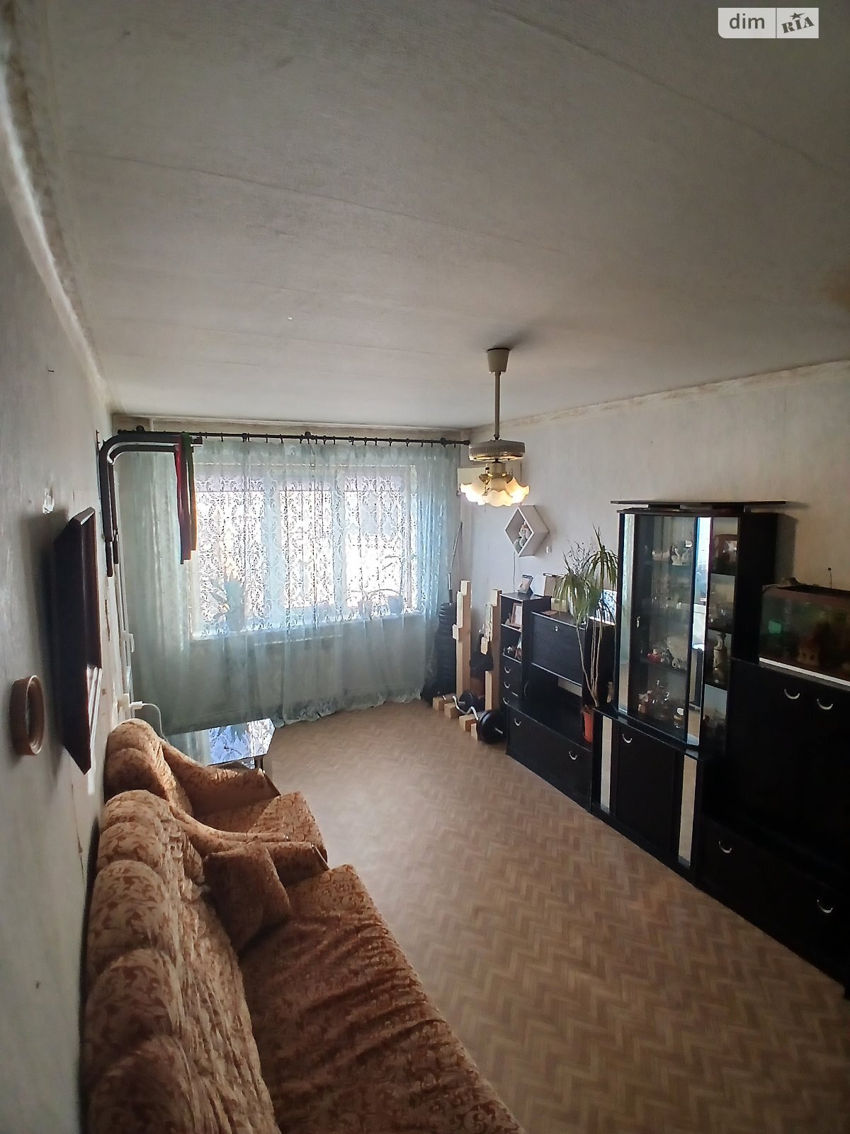 Продажа трехкомнатной квартиры в Кривом Роге, на ул. Погребняка 39, район Центрально-Городской фото 1