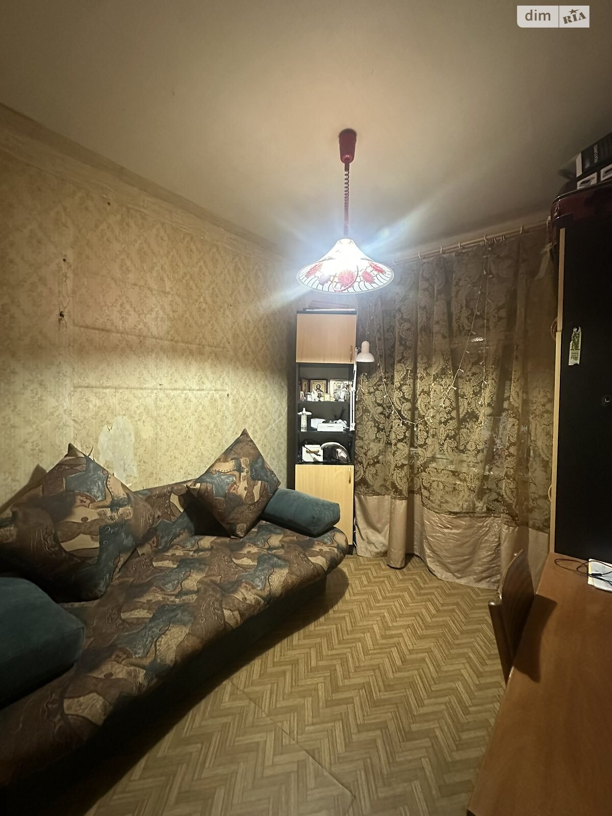 Продажа трехкомнатной квартиры в Кривом Роге, на ул. Погребняка 39, район Центрально-Городской фото 1