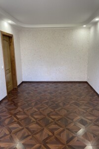 Продаж двокімнатної квартири в Кривому Розі, на вул. Поля 2, район Центрально-Міський фото 2