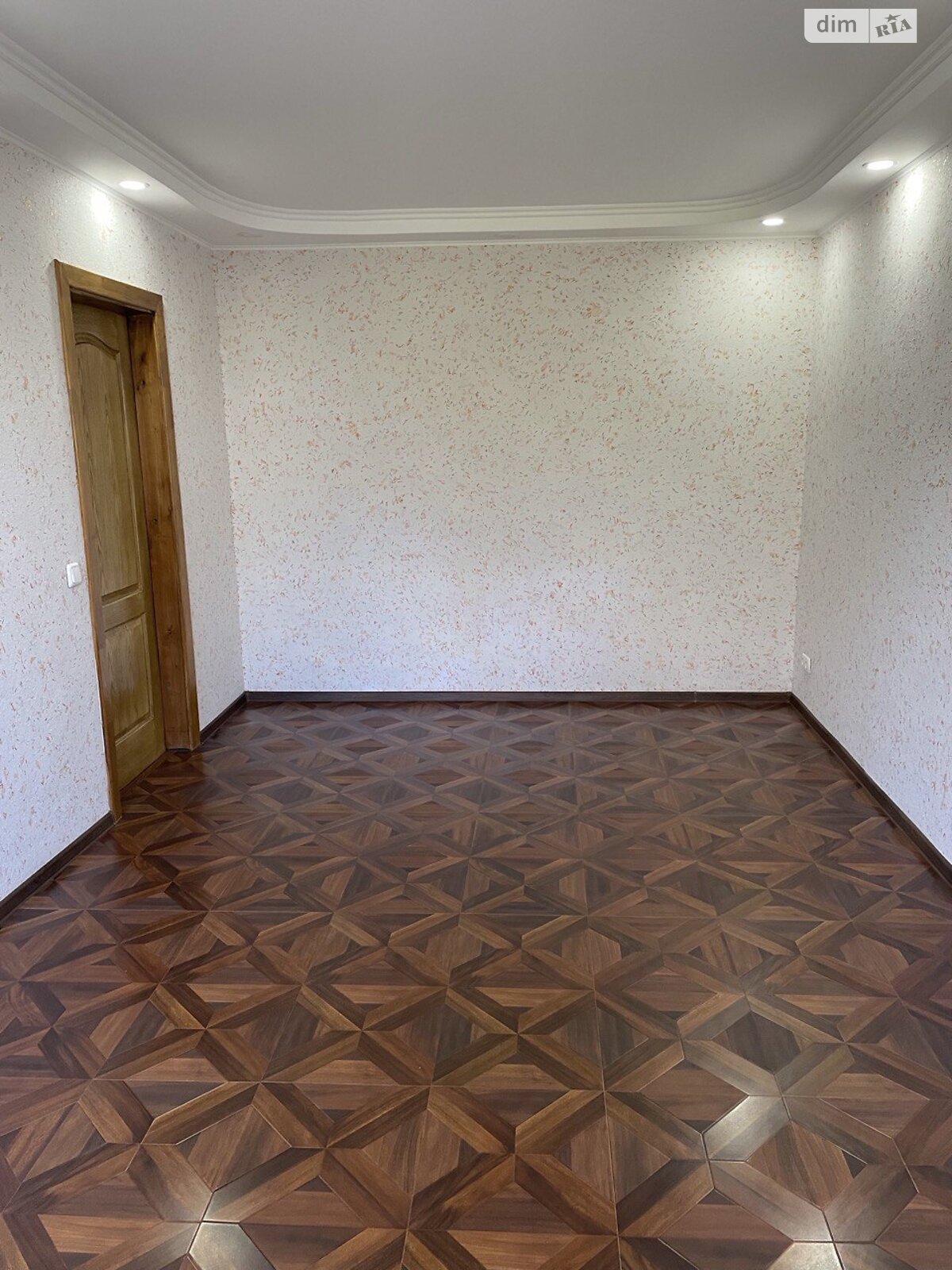 Продаж двокімнатної квартири в Кривому Розі, на вул. Поля 2, район Центрально-Міський фото 1