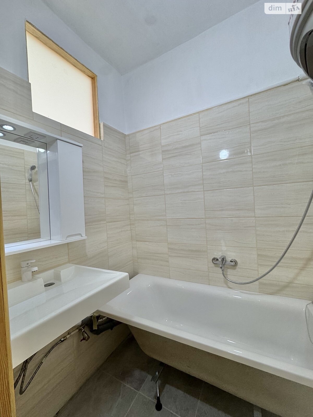 Продажа двухкомнатной квартиры в Кривом Роге, на просп. Поштовый, район Центрально-Городской фото 1 Продажа двухкомнатной квартиры в Кривом Роге, на просп. Поштовый, район Центрально-Городской фото 1