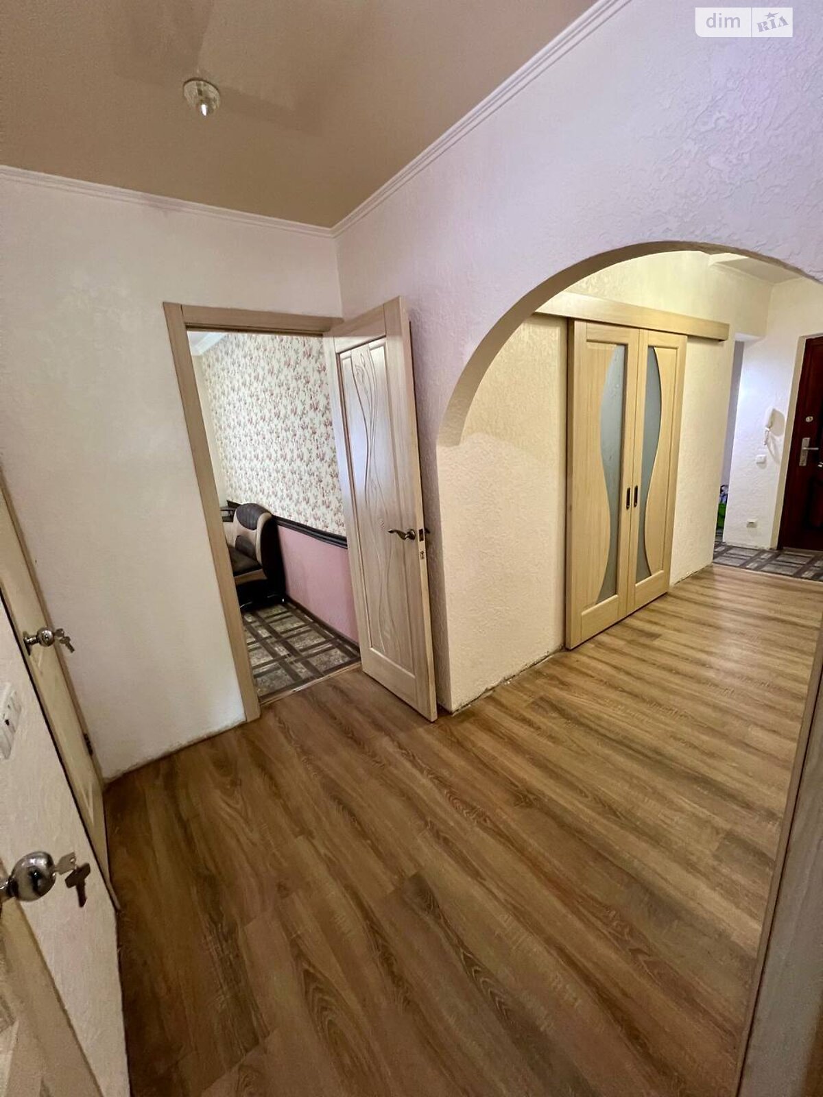 Продаж двокімнатної квартири в Кривому Розі, на вул. Старовокзальна 39, район Центрально-Міський фото 1 Продаж двокімнатної квартири в Кривому Розі, на вул. Старовокзальна 39, район Центрально-Міський фото 1