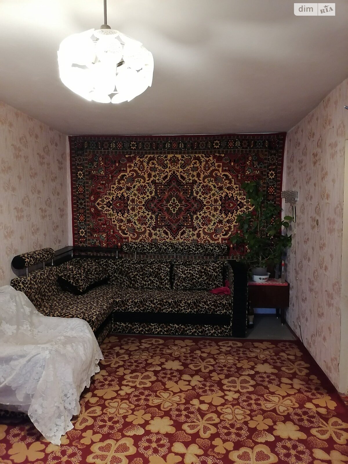 Продажа двухкомнатной квартиры в Кривом Роге, на ул. Свято-Николаевская 10, район Центрально-Городской фото 1 Продажа двухкомнатной квартиры в Кривом Роге, на ул. Свято-Николаевская 10, район Центрально-Городской фото 1