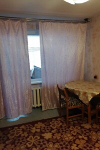 Продажа двухкомнатной квартиры в Кривом Роге, на ул. Свято-Николаевская 10, район Центрально-Городской фото 2