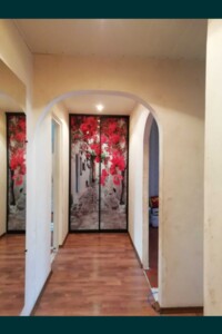 Продажа двухкомнатной квартиры в Кривом Роге, на ул. Свято-Николаевская 13, район Центрально-Городской фото 2