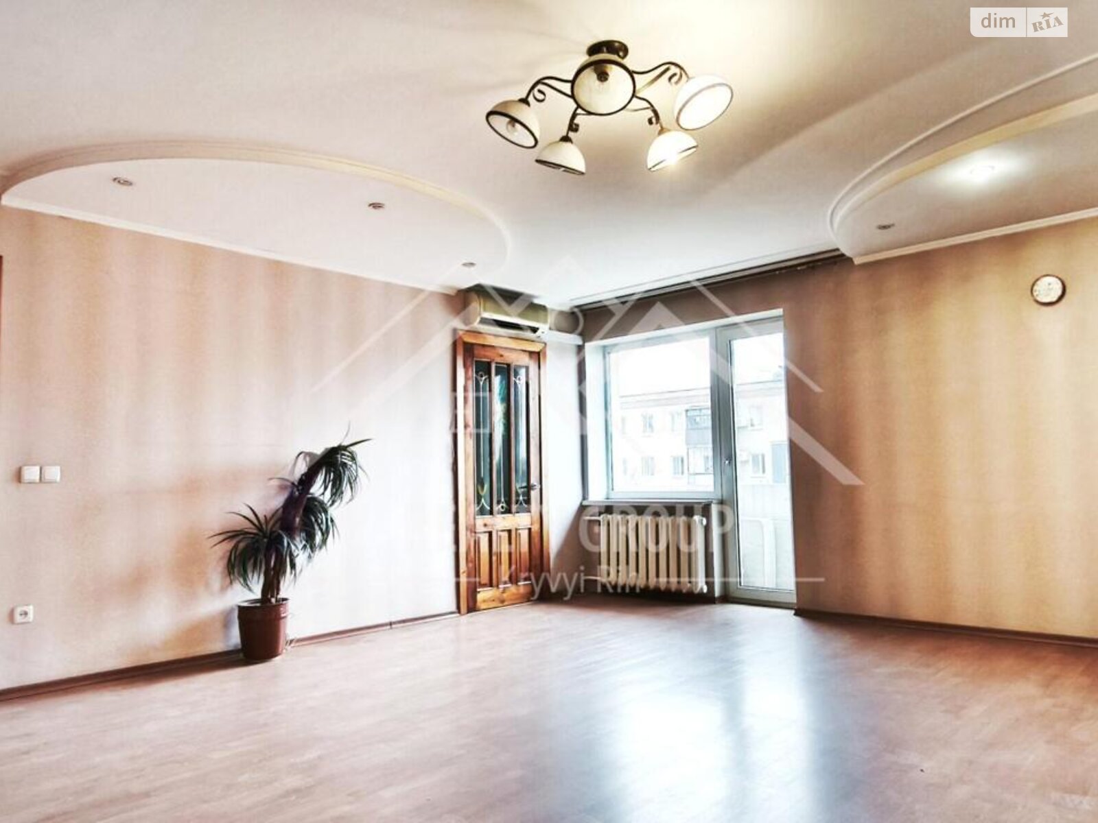 Продажа двухкомнатной квартиры в Кривом Роге, на просп. Центральный 1, район Центрально-Городской фото 1 Продажа двухкомнатной квартиры в Кривом Роге, на просп. Центральный 1, район Центрально-Городской фото 1