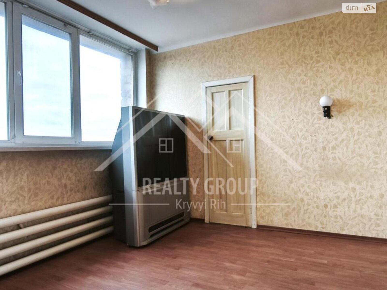 Продажа двухкомнатной квартиры в Кривом Роге, на просп. Центральный 1, район Центрально-Городской фото 1 Продажа двухкомнатной квартиры в Кривом Роге, на просп. Центральный 1, район Центрально-Городской фото 1