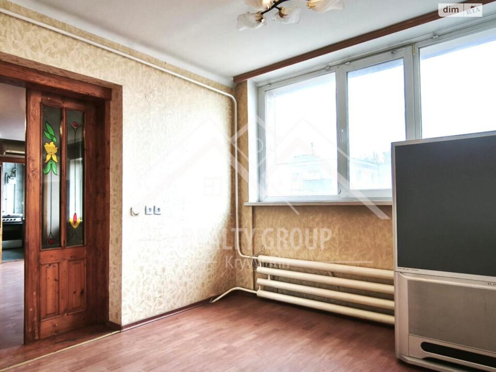 Продажа двухкомнатной квартиры в Кривом Роге, на просп. Центральный 1, район Центрально-Городской фото 1 Продажа двухкомнатной квартиры в Кривом Роге, на просп. Центральный 1, район Центрально-Городской фото 1