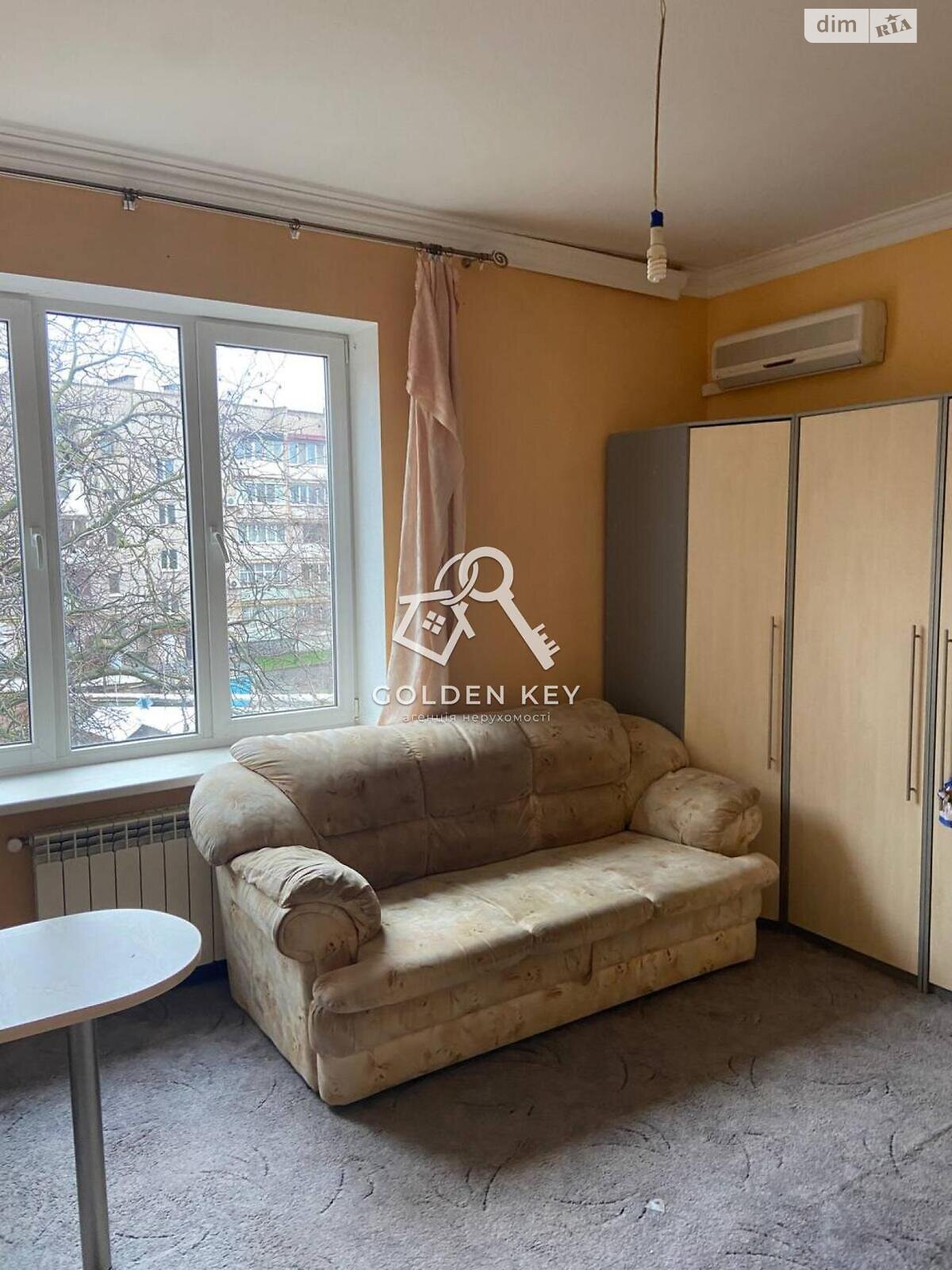Продаж трикімнатної квартири в Кривому Розі, на вул. Церковна 12, район Центрально-Міський фото 1 Продаж трикімнатної квартири в Кривому Розі, на вул. Церковна 12, район Центрально-Міський фото 1
