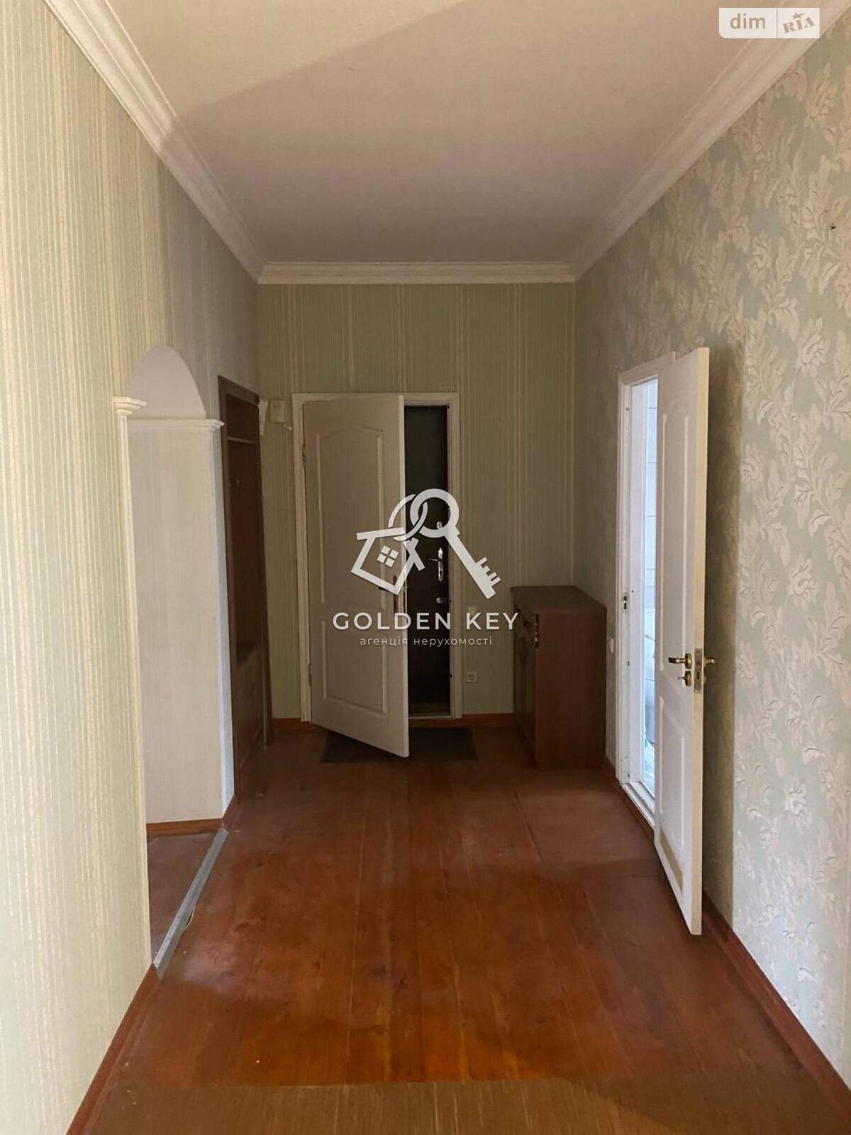 Продаж трикімнатної квартири в Кривому Розі, на вул. Церковна 12, район Центрально-Міський фото 1 Продаж трикімнатної квартири в Кривому Розі, на вул. Церковна 12, район Центрально-Міський фото 1